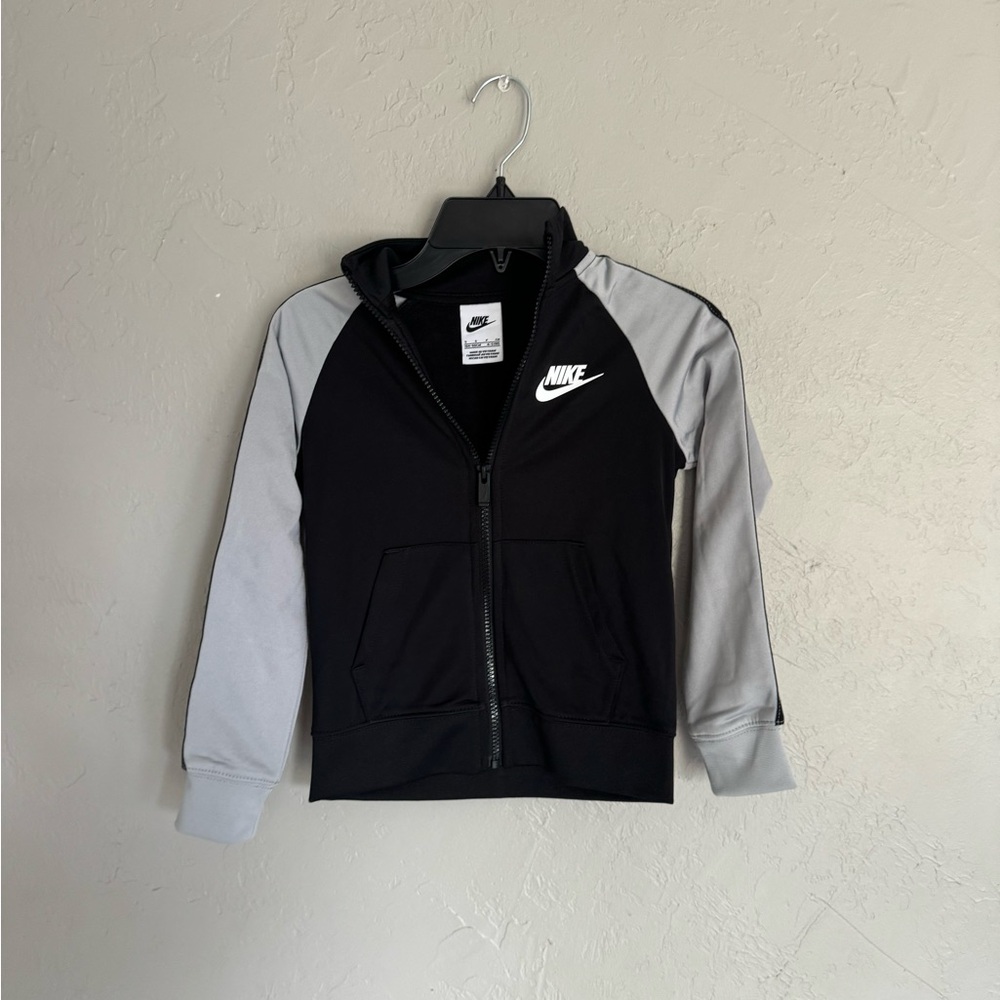 Nike athletic shirt
New without tags